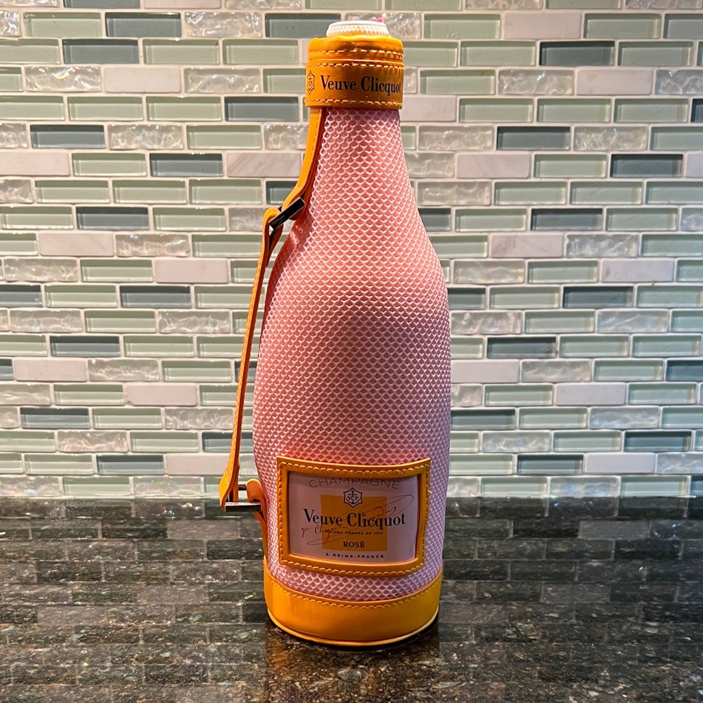 Veuve Clicquot Insulated Ice Jacket